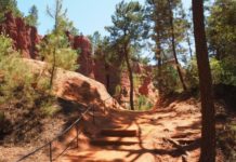Sentier des Ocres : balade dépaysante dans le Lubéron